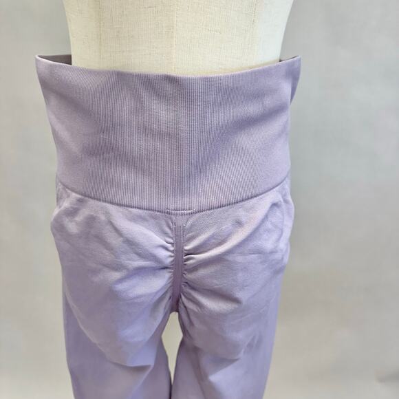 Halara Seamless Flow High Waisted Ruched Plain Leggings Nirvana Size Large NWT - Picture 8 of 13